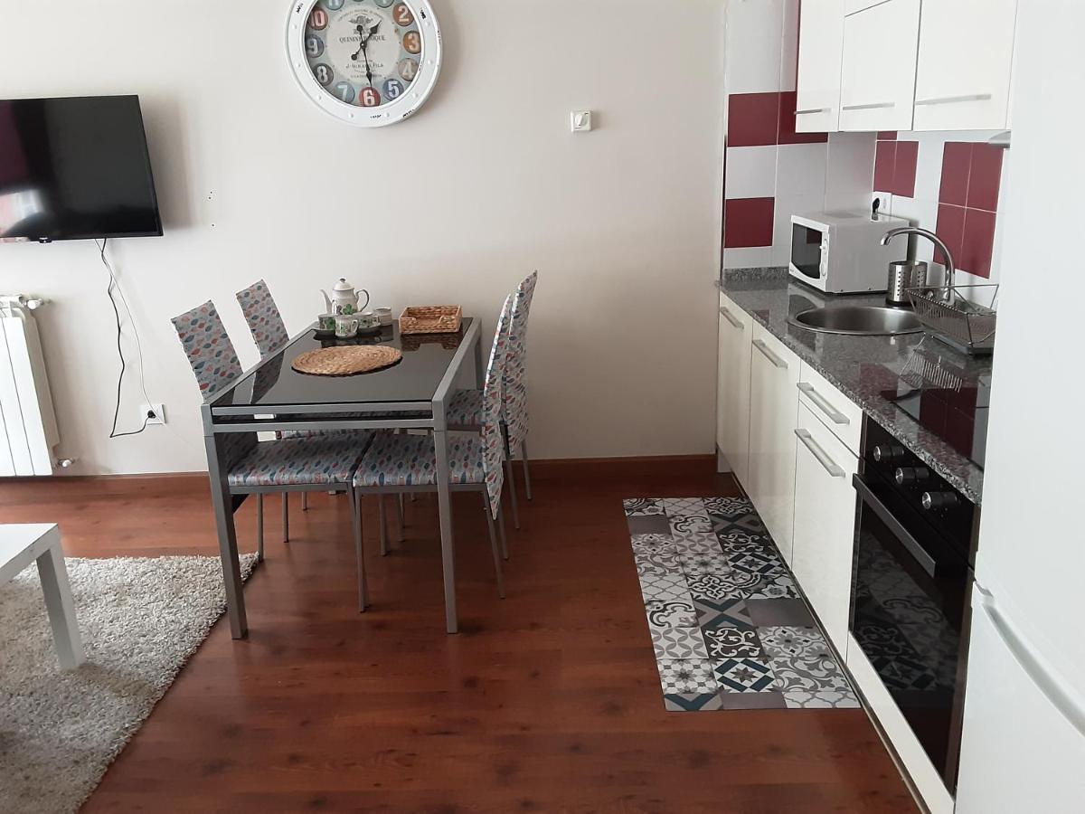 Apartamento Cine Colon 2 รีบาเดโอ ภายนอก รูปภาพ